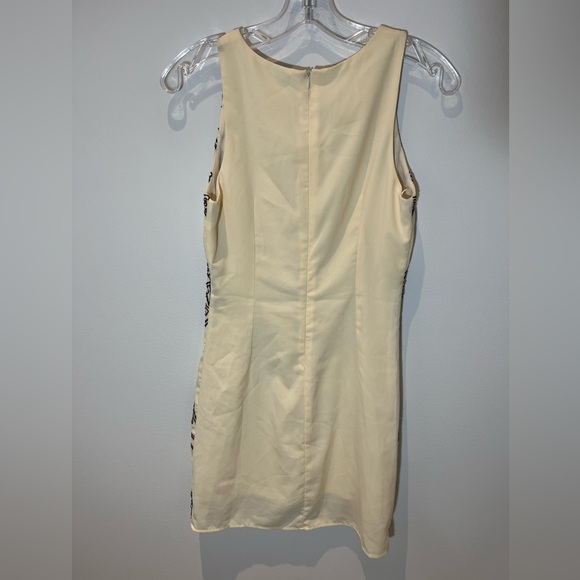 Touché French Sleeveless Ivory And Black Embroidery Aztec Print Mini Dress Sz XS - Picture 4 of 6